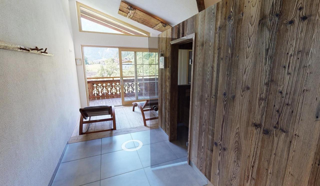 Appartements "Da Zillertaler Und Die Geigerin" マイヤーホーフェン エクステリア 写真